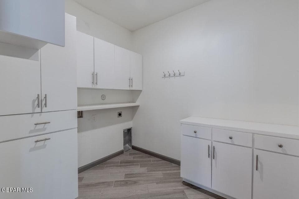 Casita utility room