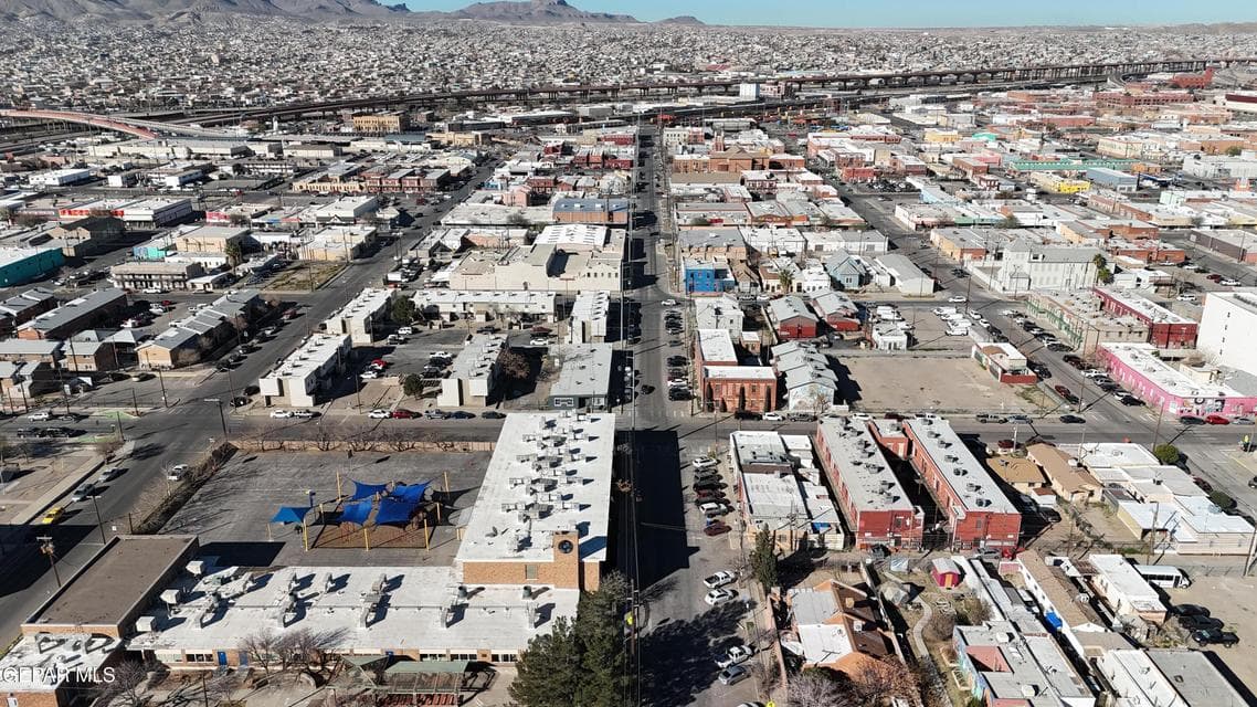 C3671EC0-46E8-49F0-BEE1-FFE594710F22