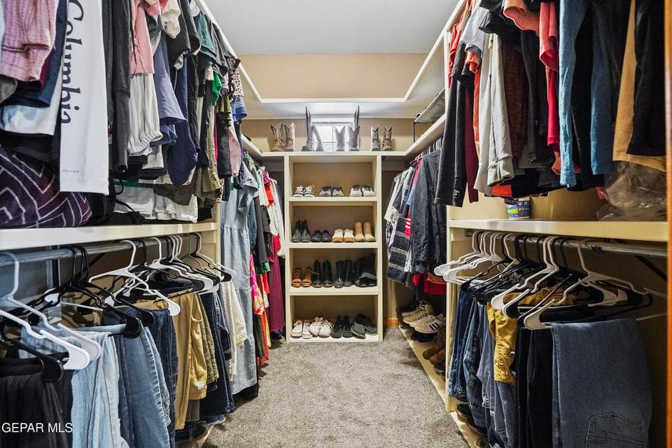 OSCAR PEREZ EDITED-26