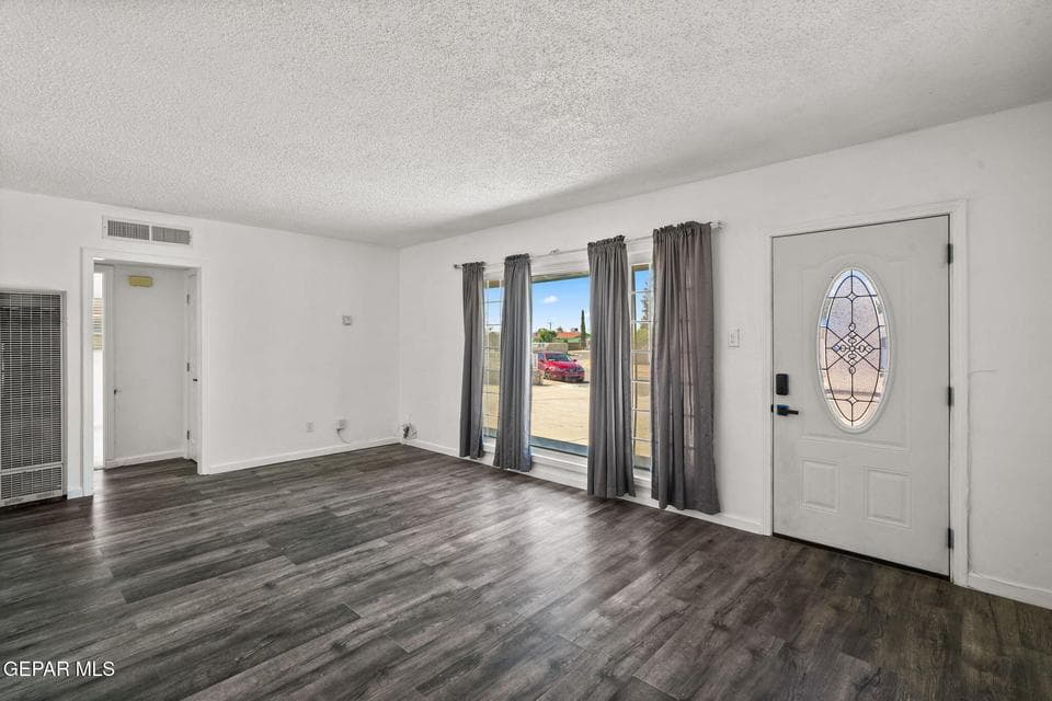 7609 Verona-6