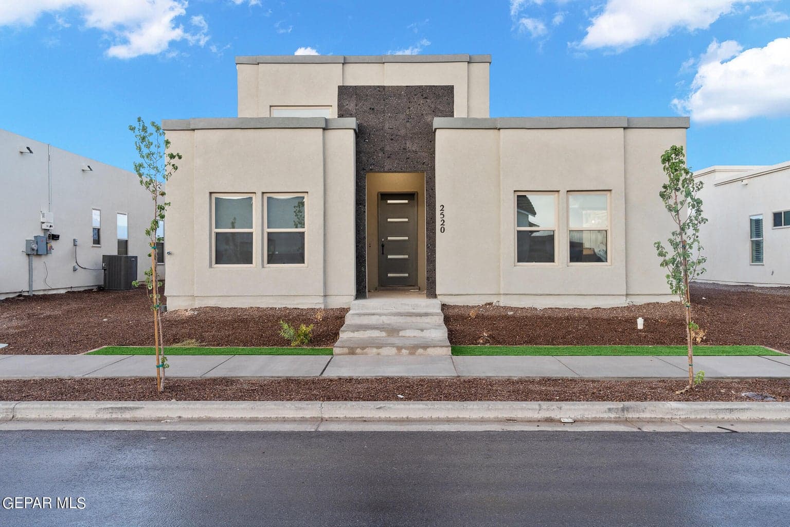 2520 SAMMY CERVANTES Street