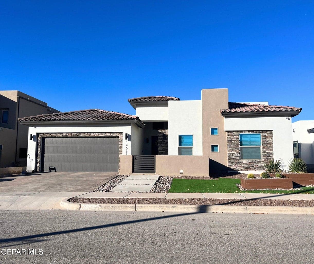 2205 Tierra Zaria Place
