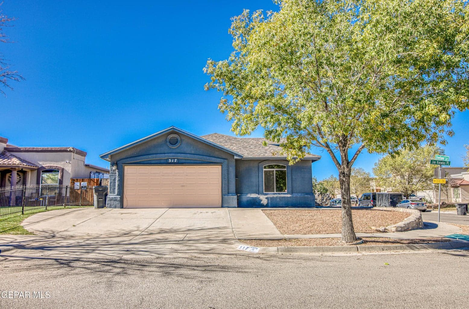 317 Jim Knowles Place