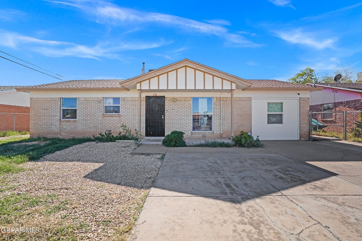 5516 Fairbanks Drive