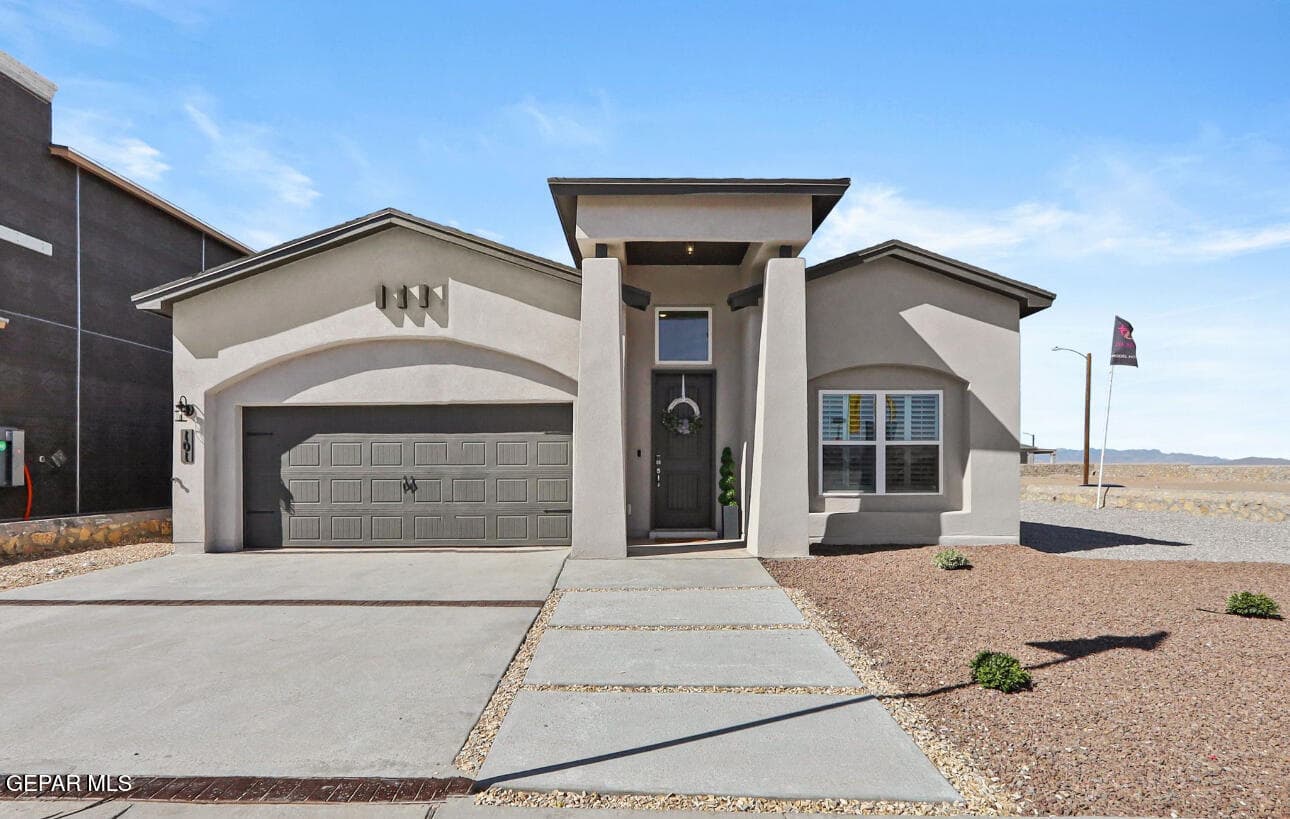 101 Bonnie Trail