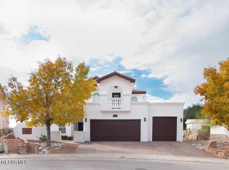 6357 CALLE DEL RIO