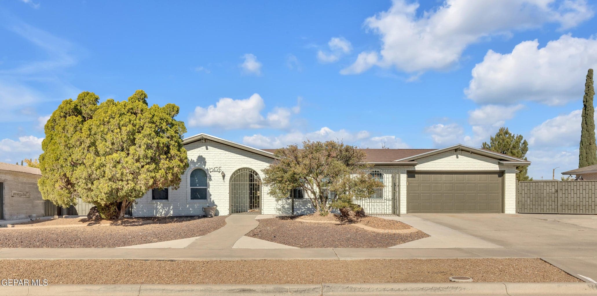 10625 VISTA LOMAS Drive