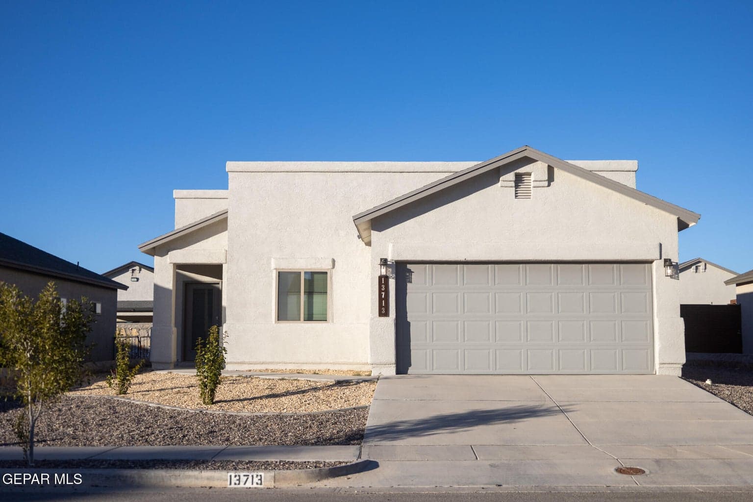 13713 FLORA VISTA Avenue
