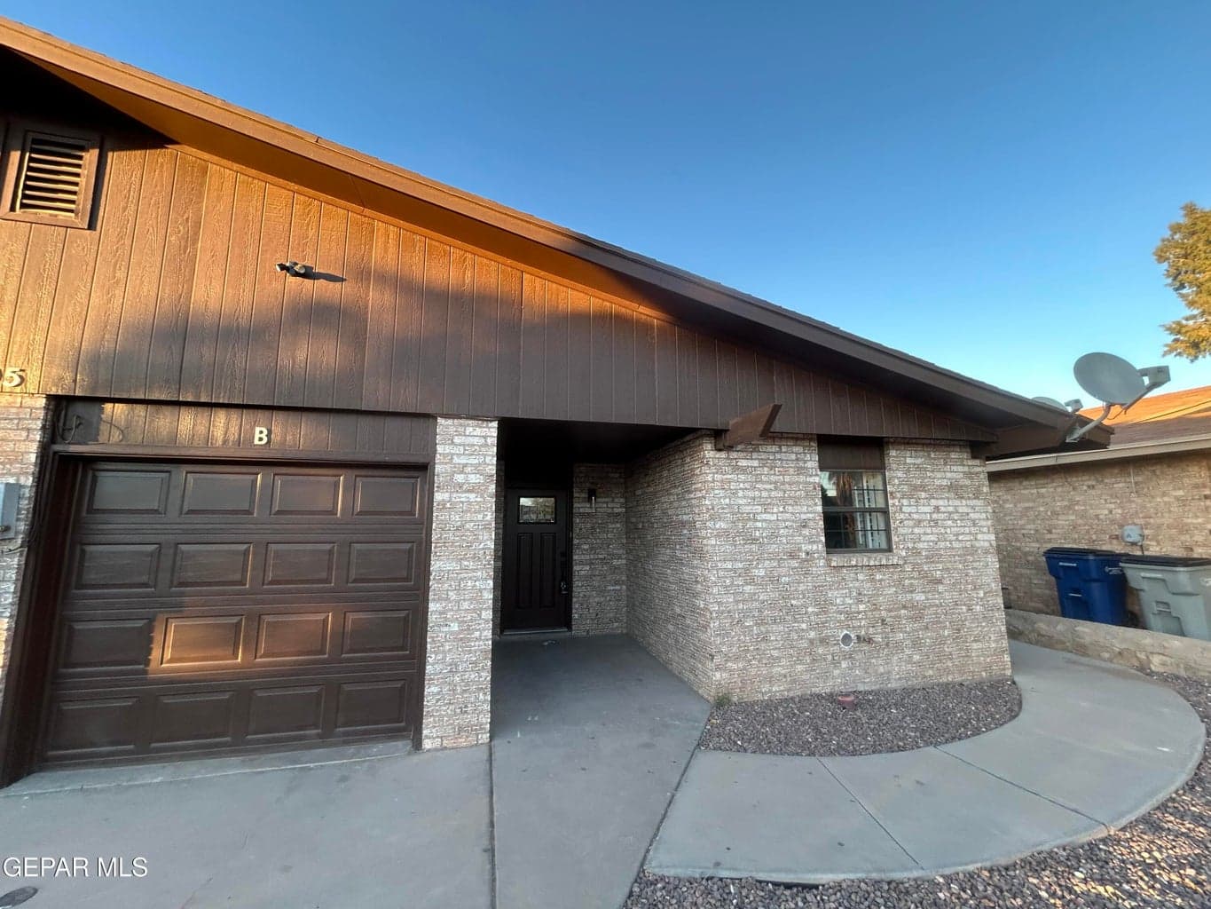 10905 Sagebrush Way B