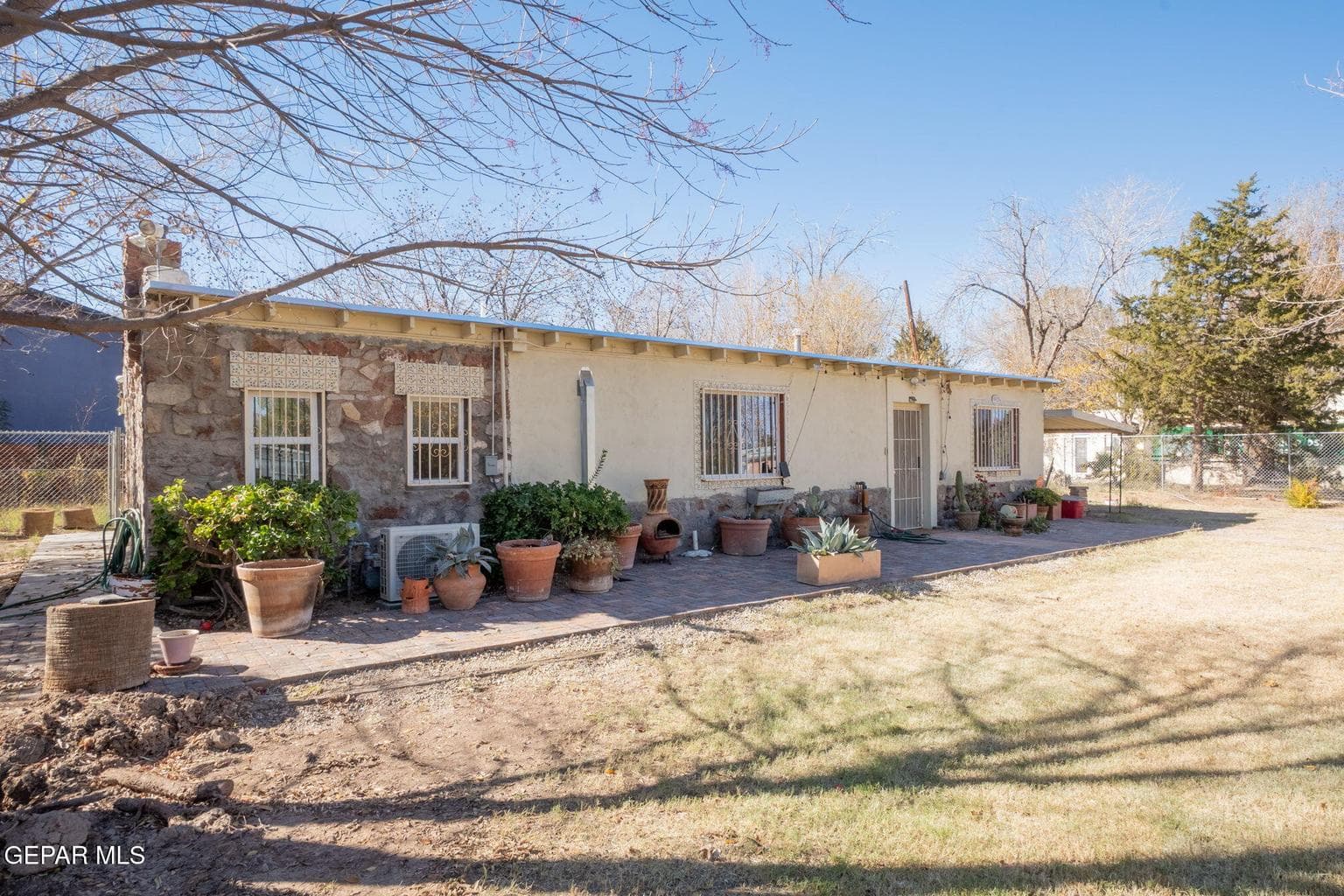 4112 Roxbury Drive