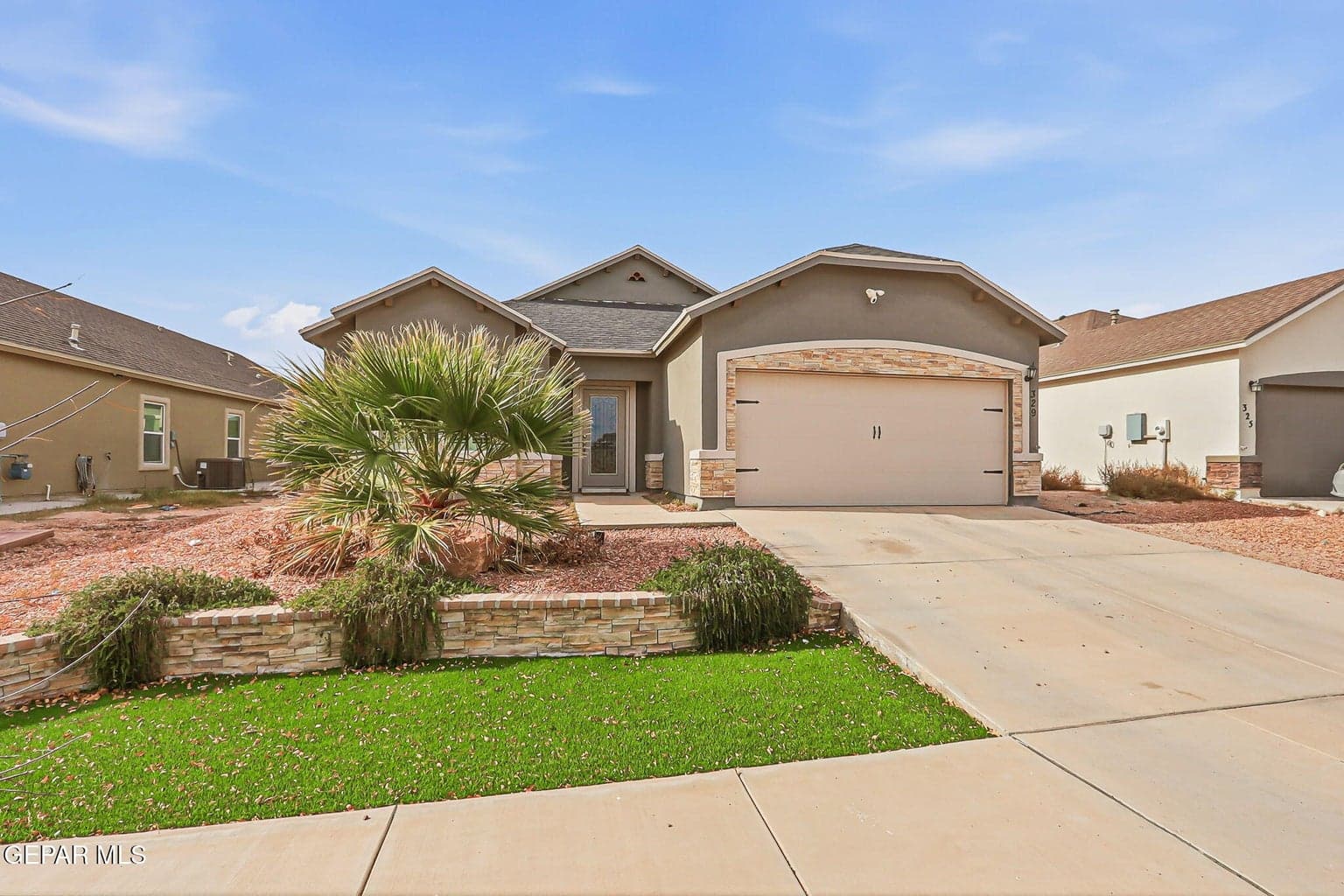 Photo of 329 SAMUEL VISTA Street
