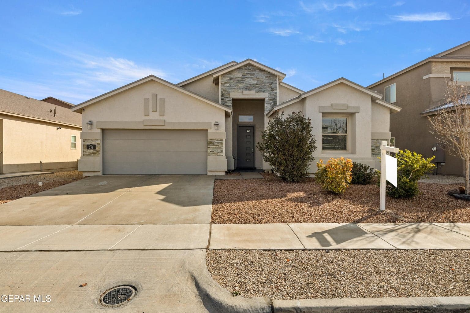 Photo of 232 GOLDEN RISE