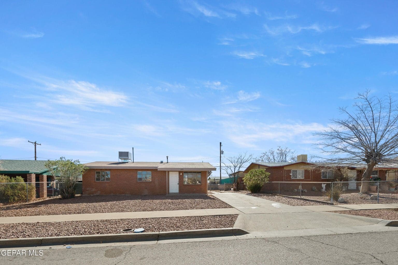 5016 DEBEERS Drive