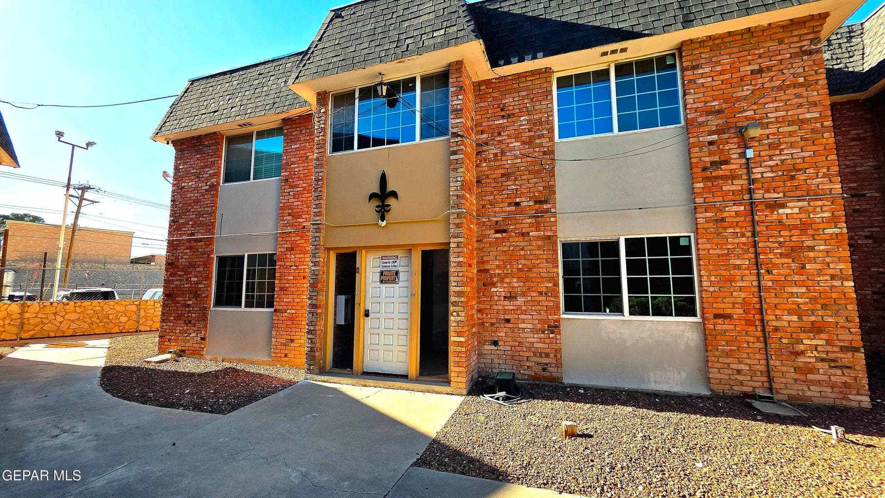 Photo of 333 Eubank Court 14B
