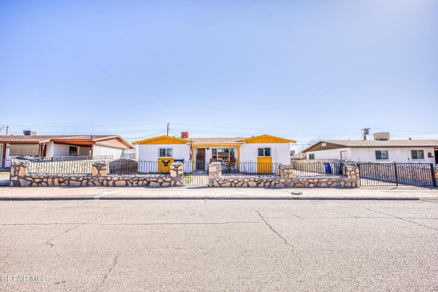 952 DUSKIN Drive