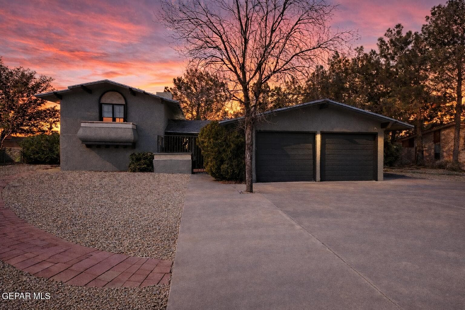 3313 EDGEROCK Drive