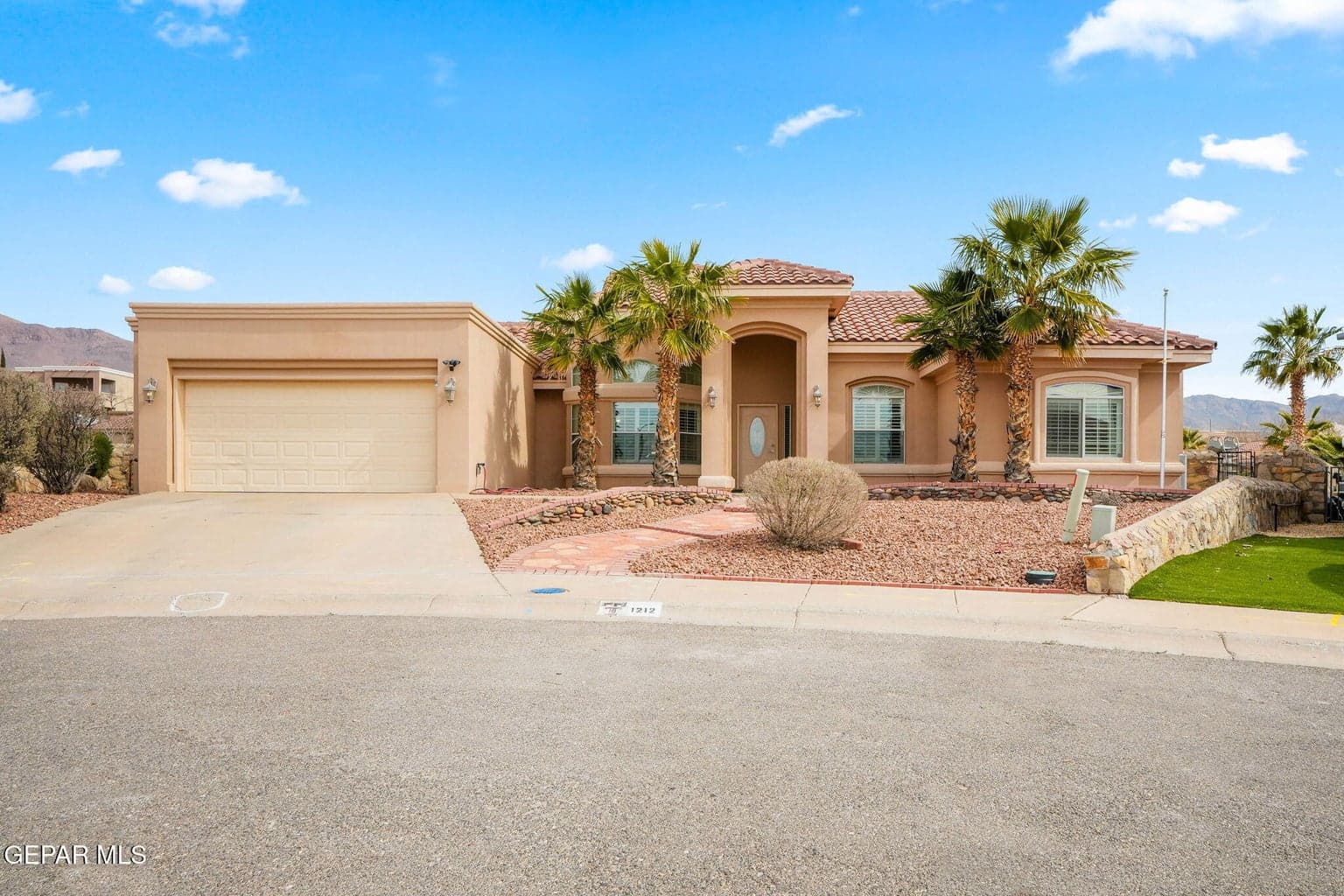 1212 FRANKLIN NOOK Way