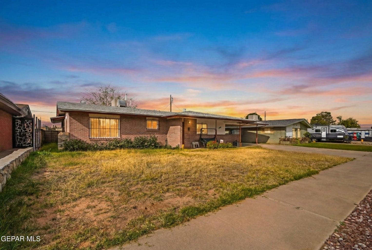 3009 FLAX Street