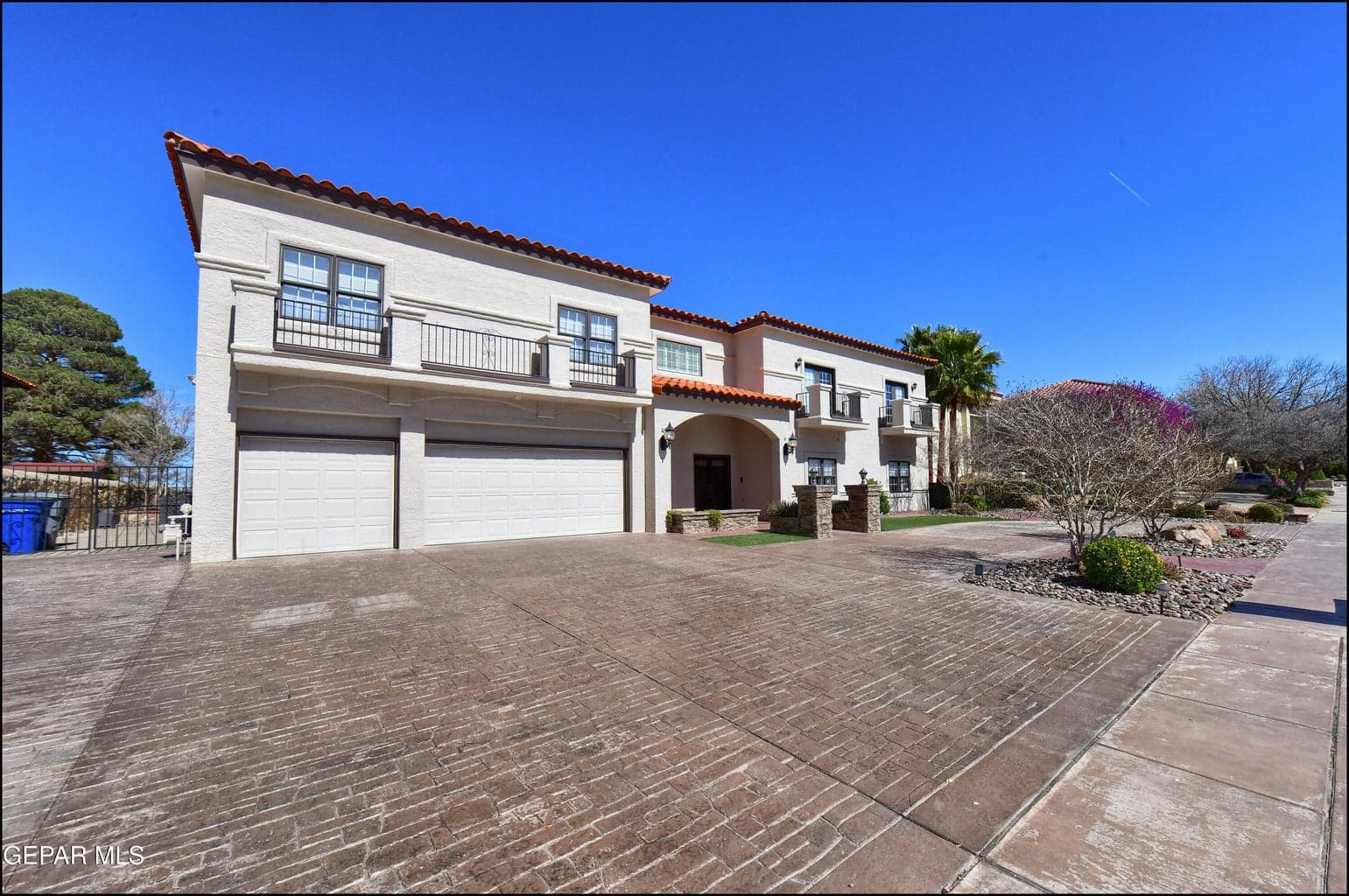 1605 BILLY CASPER Drive