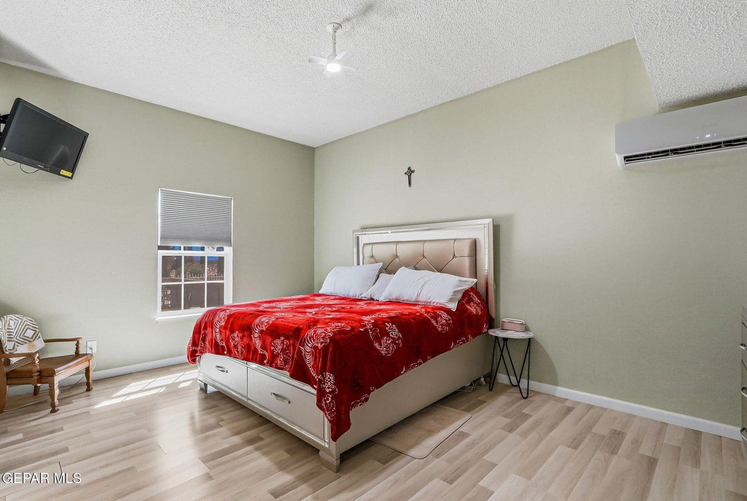1290 G Avenue