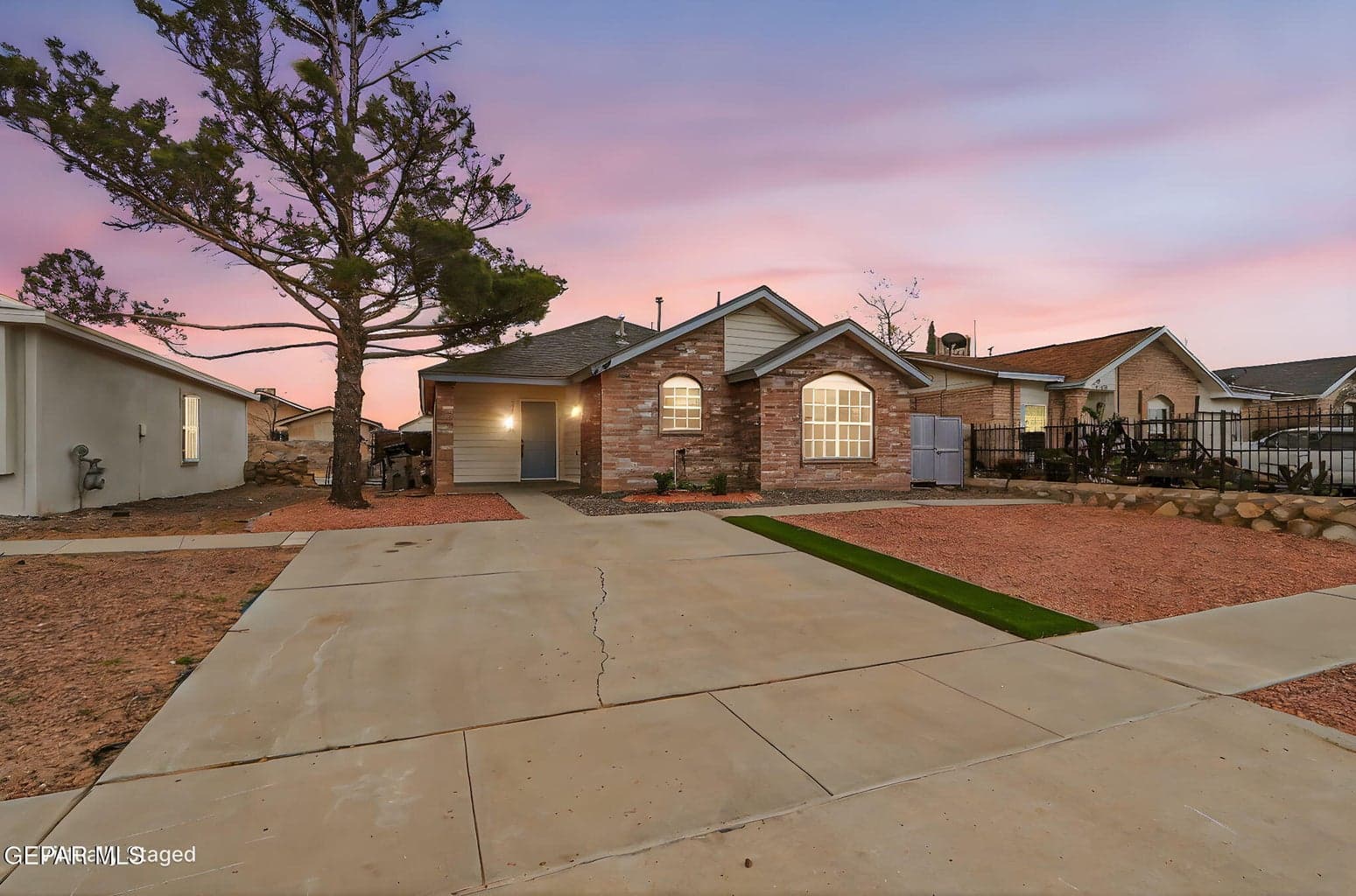 12104 TOWER VIEW Drive