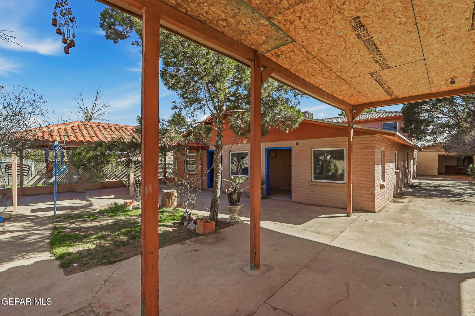 Photo of 762 DELHI Drive