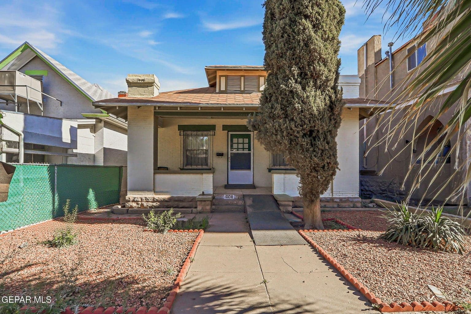 1008 E RIO GRANDE Avenue