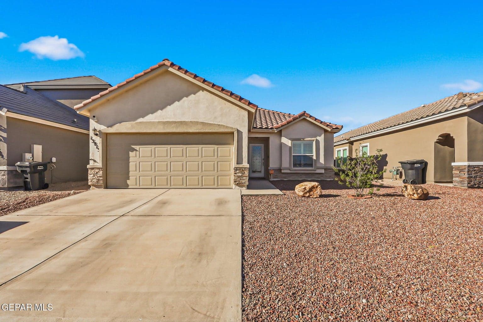 Photo of 13813 Paseo Central Avenue