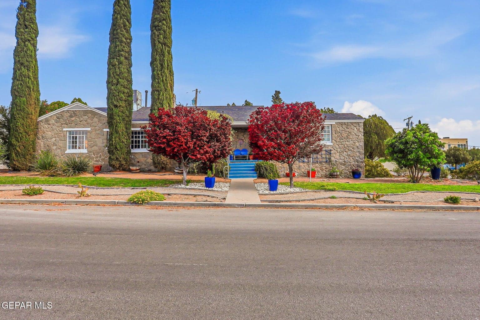 Photo of 700 E BALTIMORE Drive