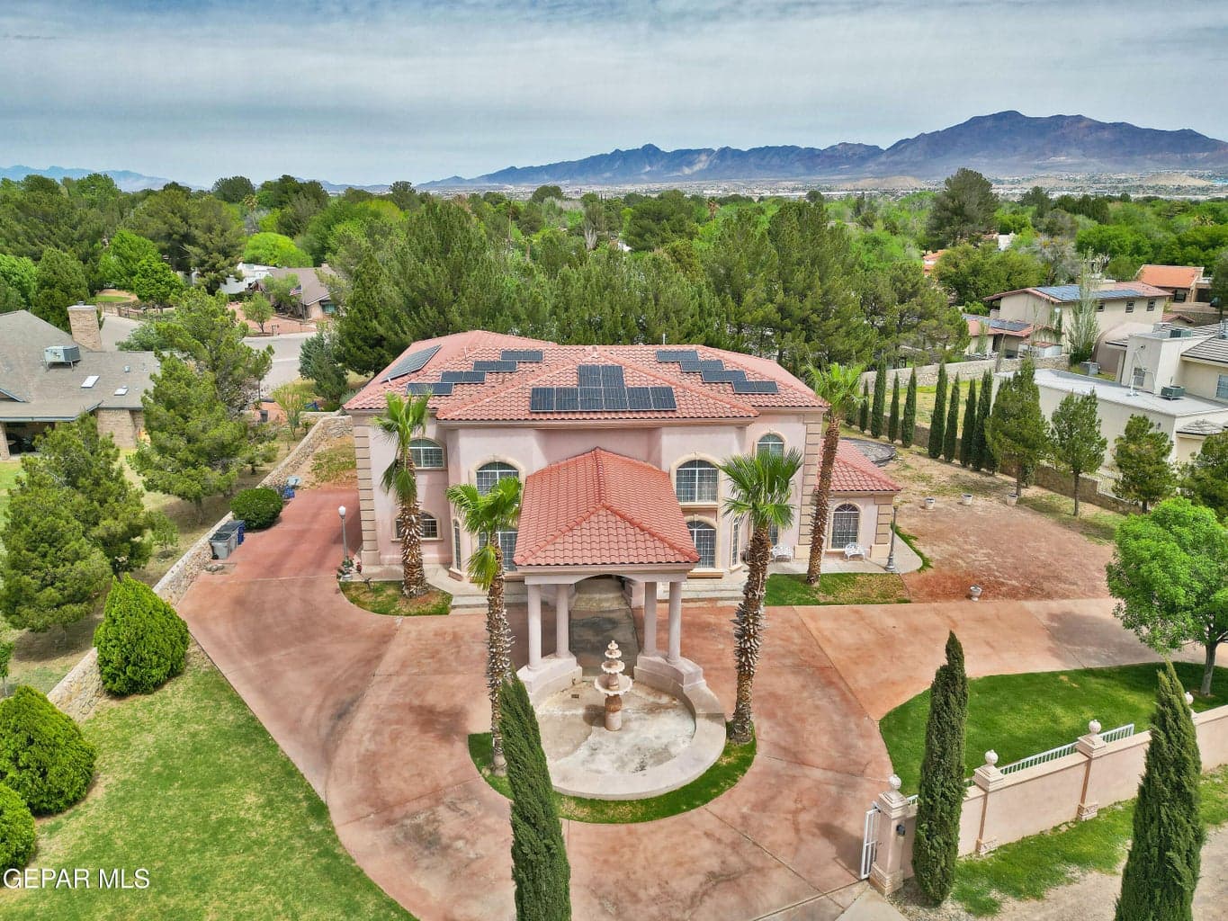 Photo of 861 COUNTRY CLUB Road