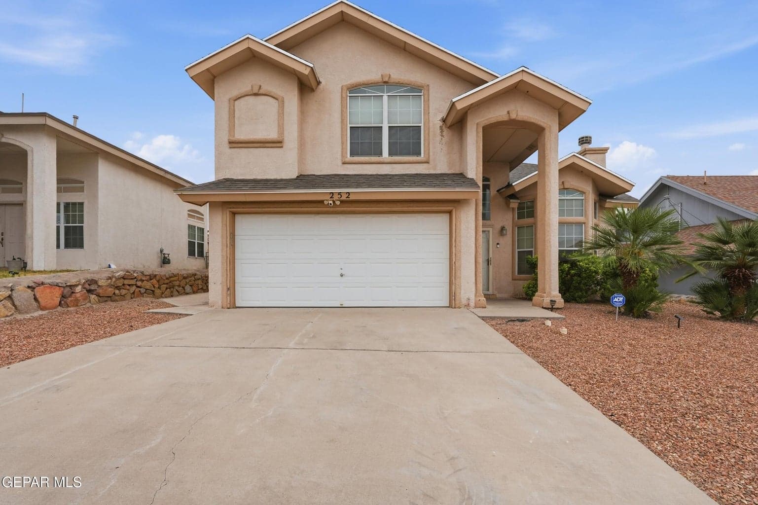 Photo of 252 BARNSWORTH Court