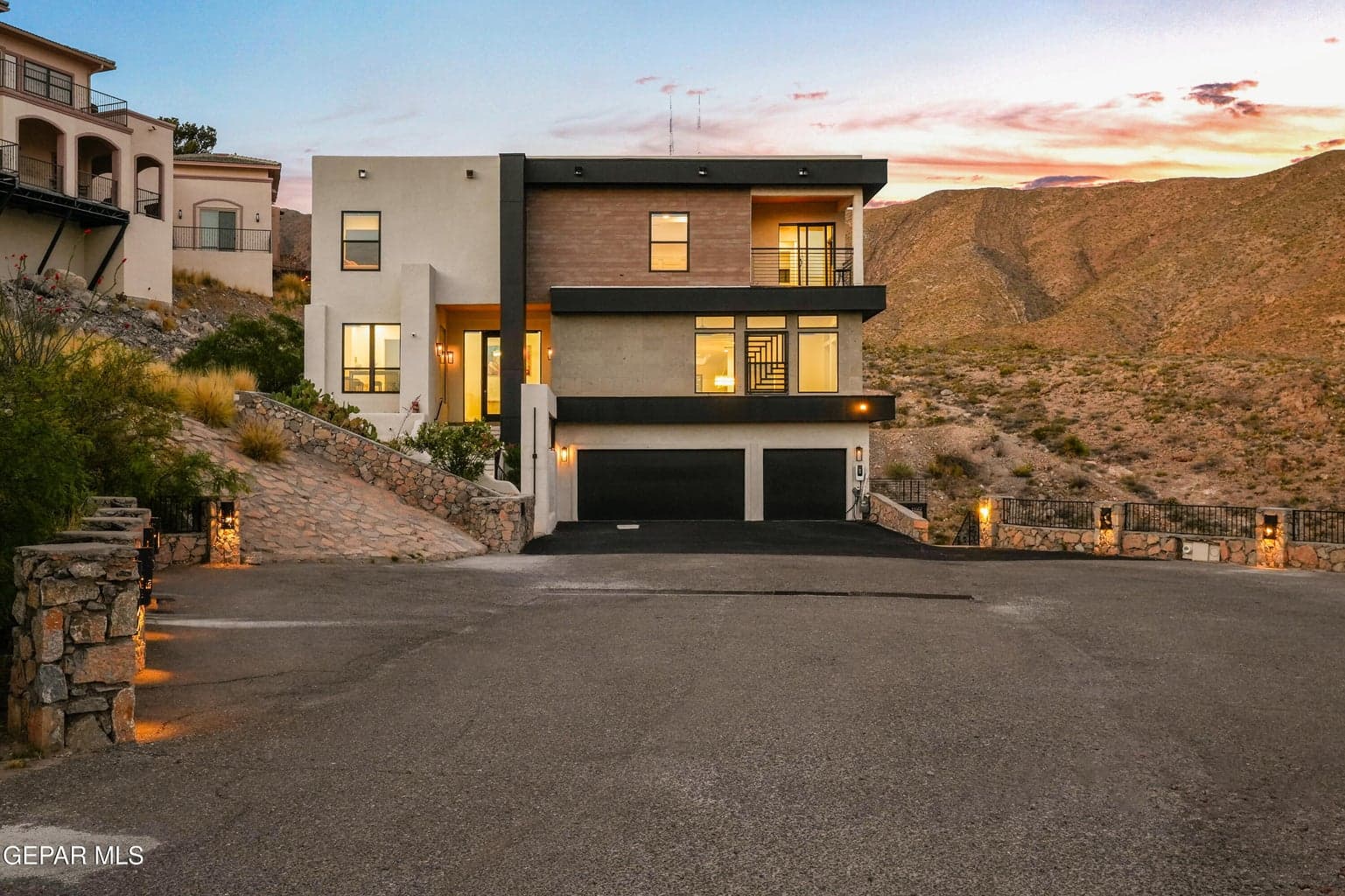 10 BRONZE CREST Lane