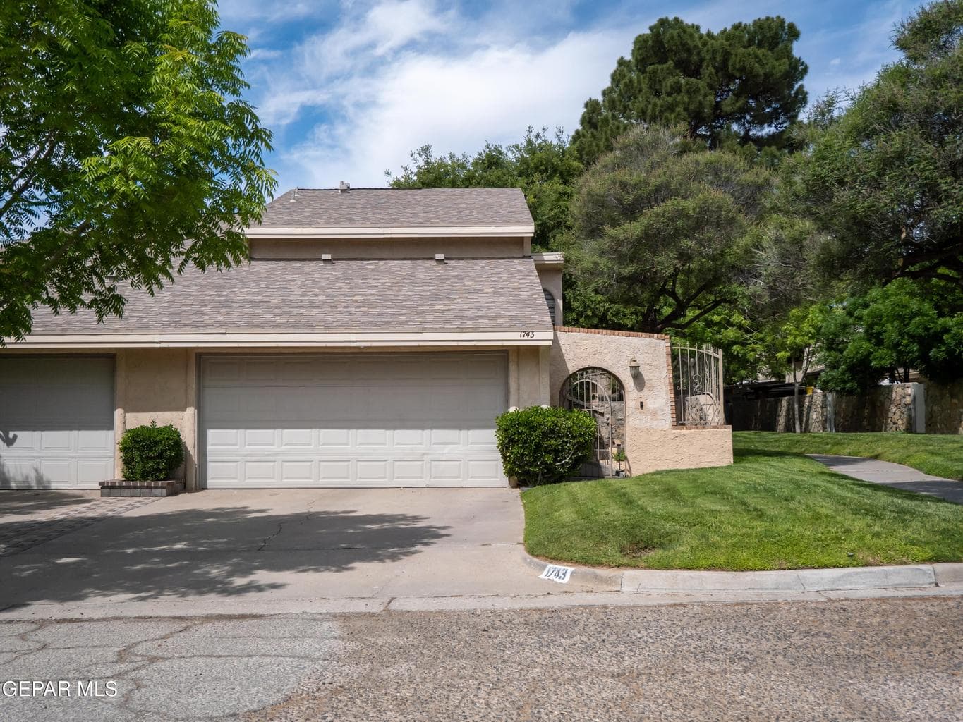 1743 PICO ALTO Drive