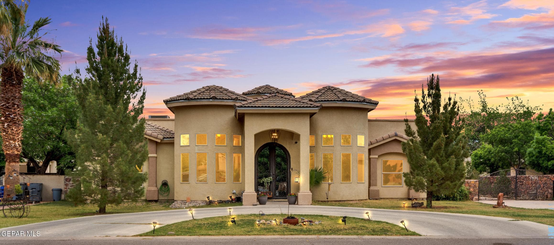 Photo of 500 COUNTRY OAKS Drive
