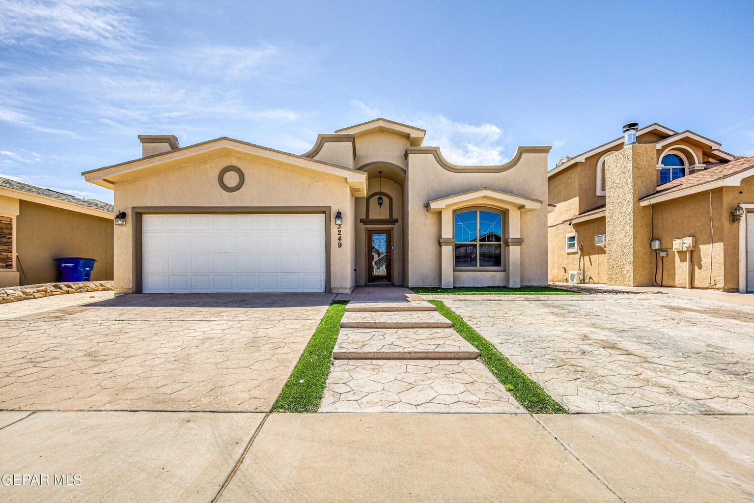 3249 GOLD POINT Drive