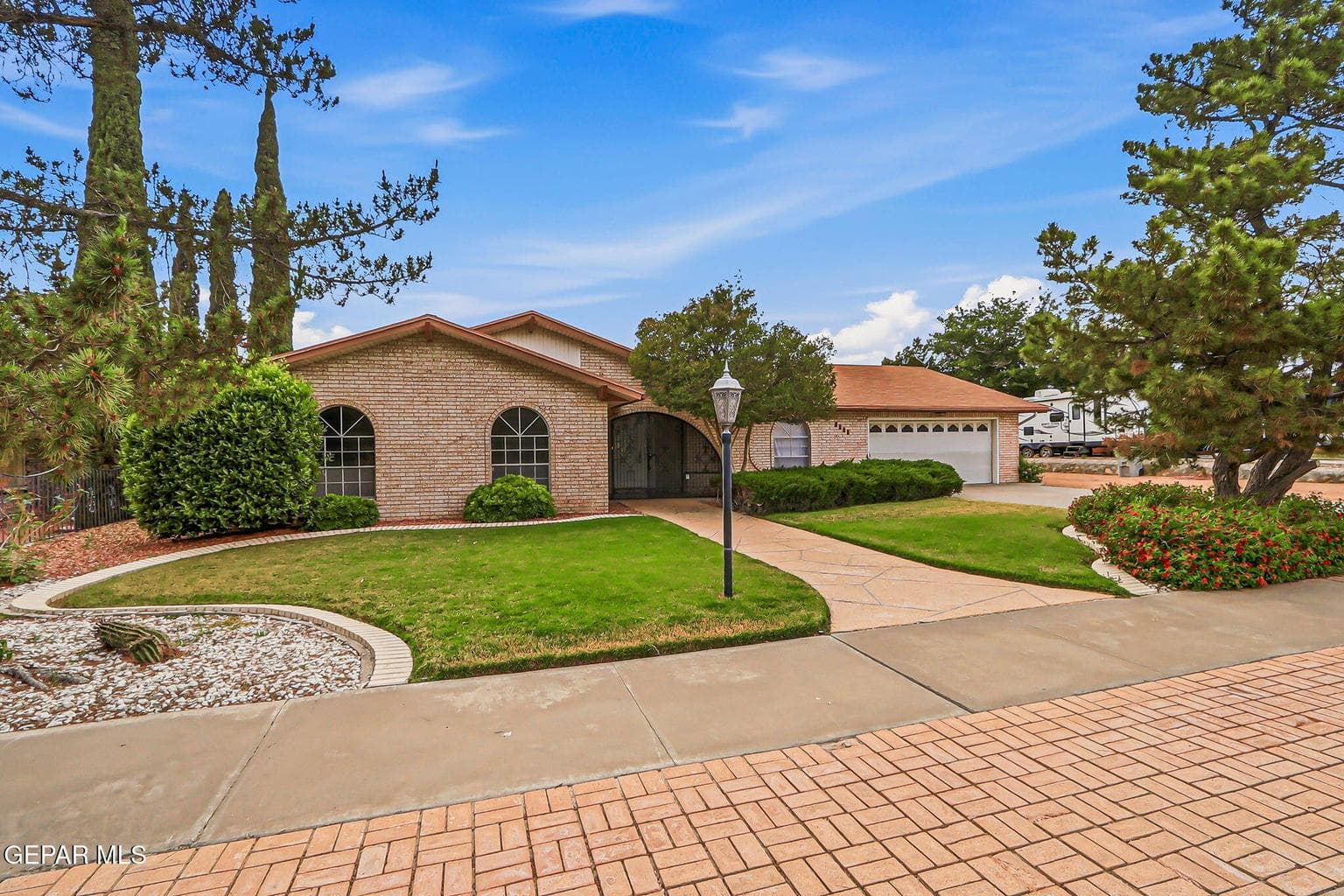 1321 HOOKRIDGE Drive