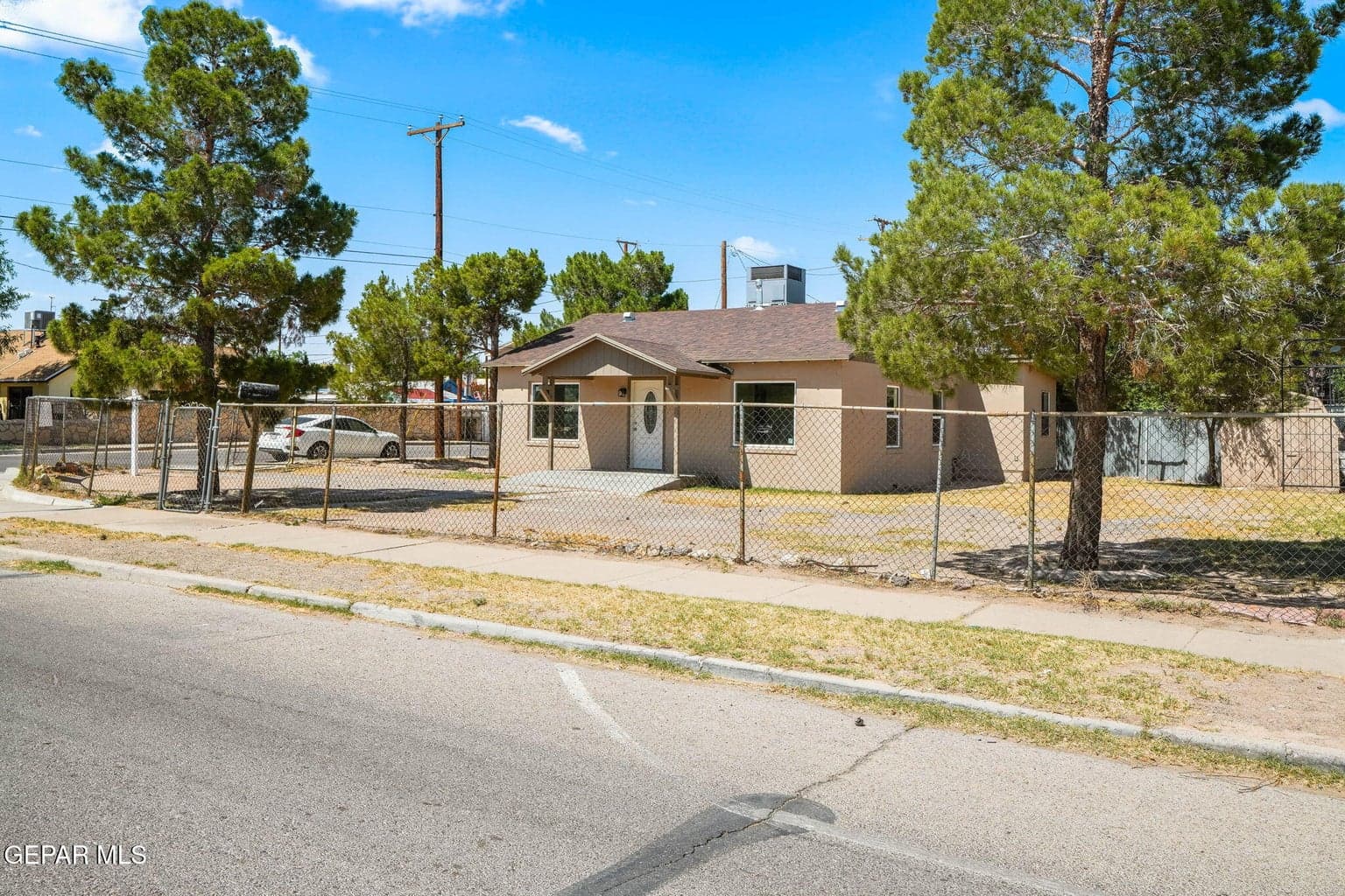 7113 Dale Road