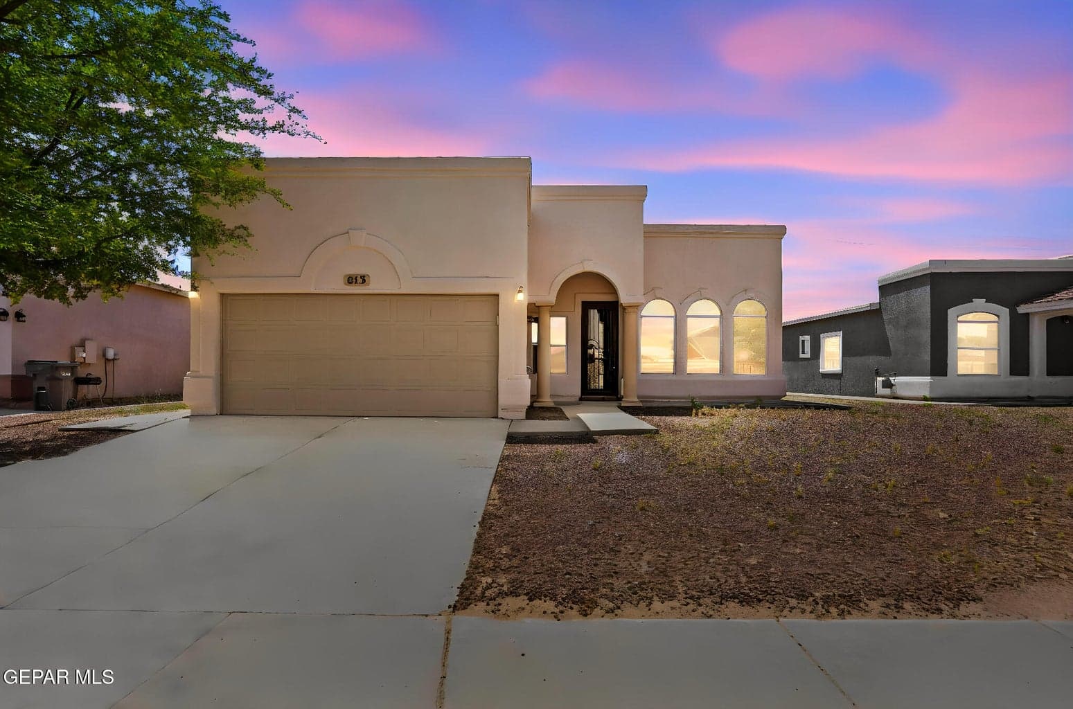Photo of 813 Desert Bush Drive