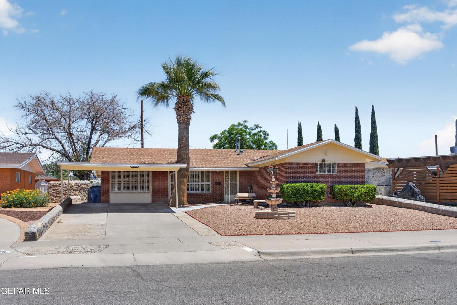 10025 DEBBIE Drive