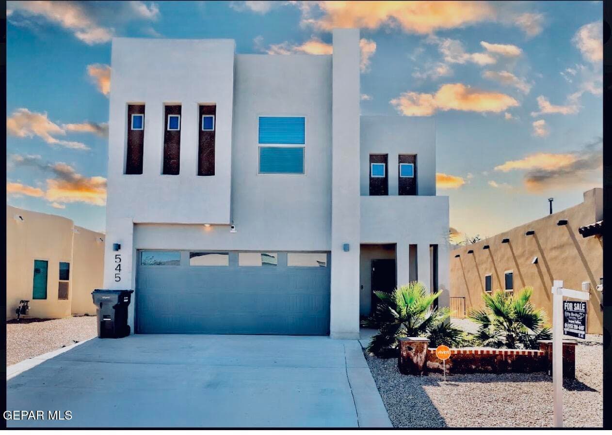 545 PASEO MODESTO Drive