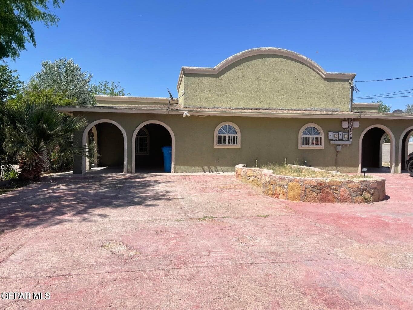1345 Jasmine Ln A & B