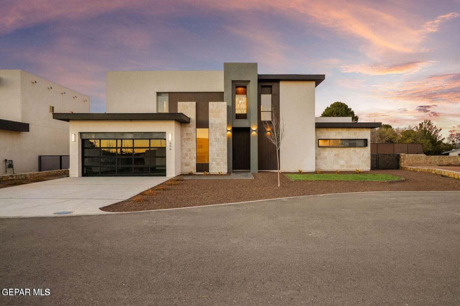 856 West Gate Drive