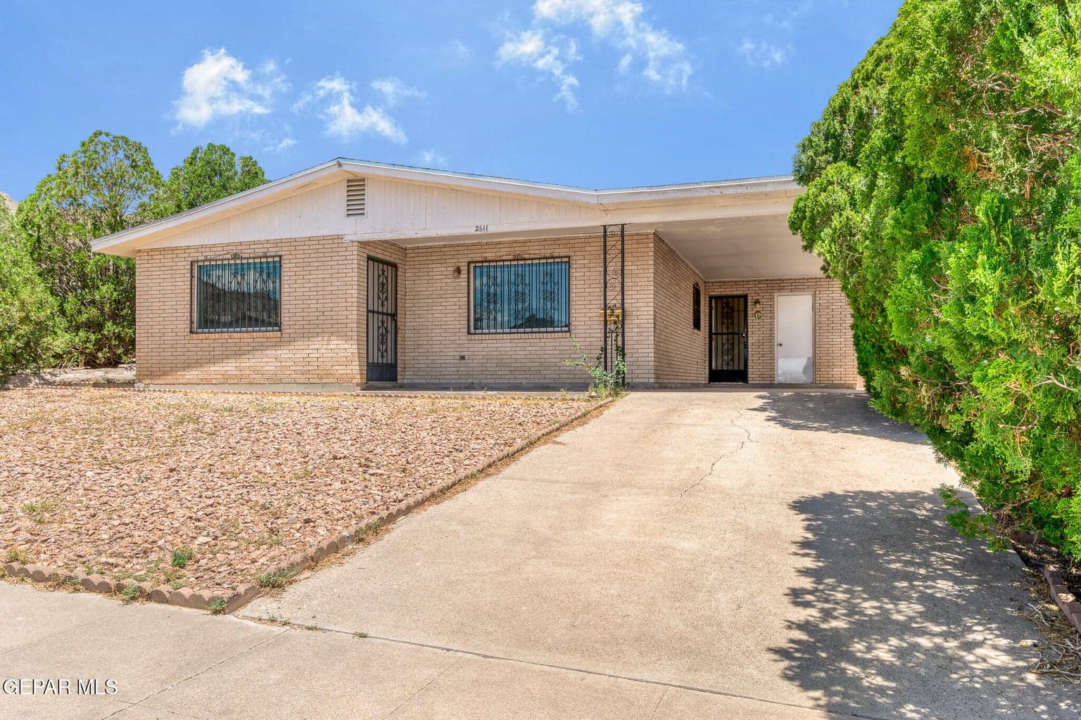 Photo of 2611 Jefferson Avenue