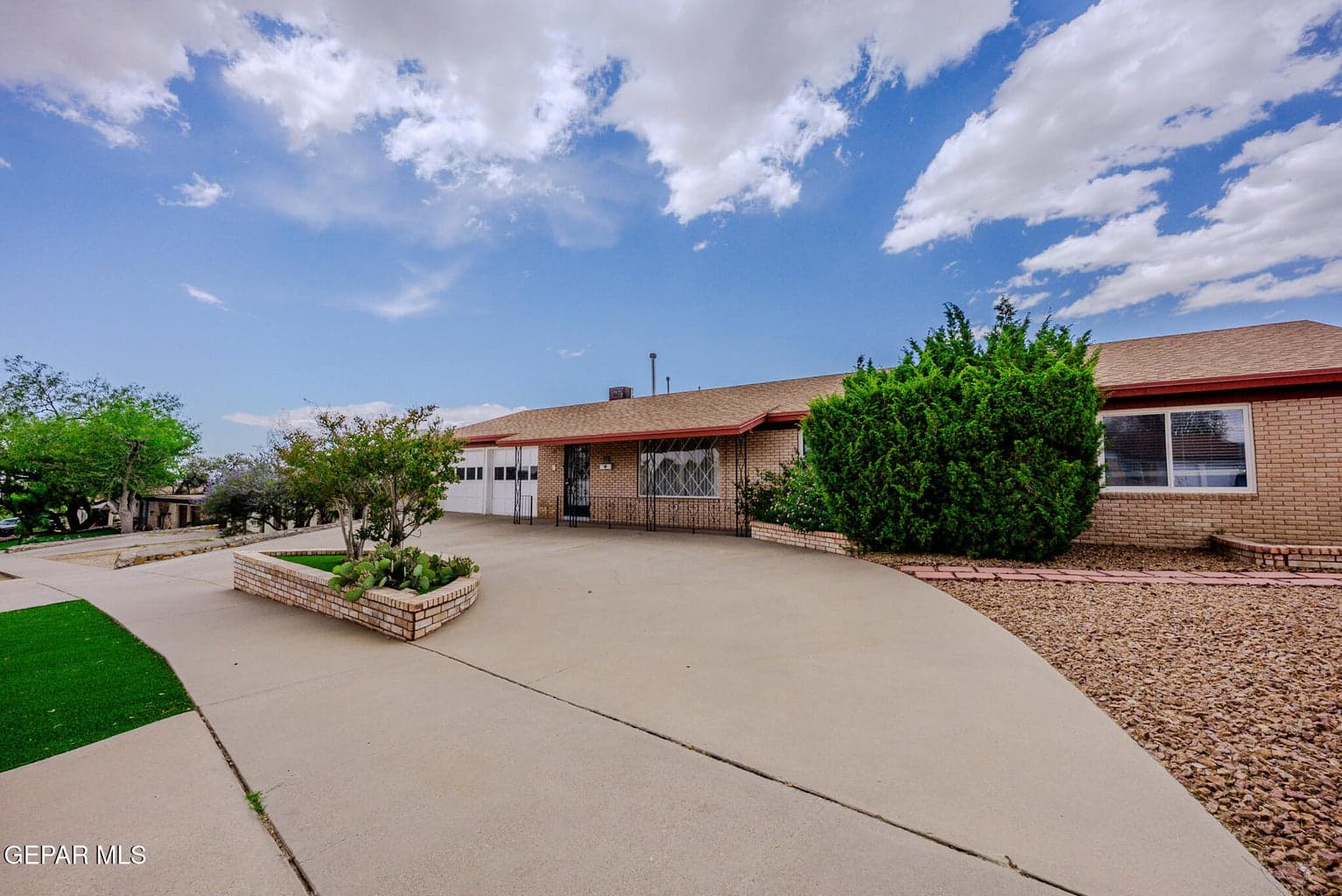 229 FREMONT Lane