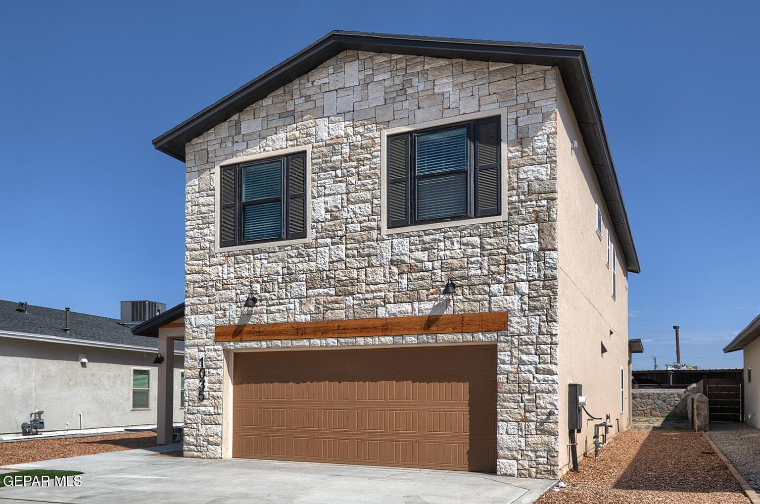 Photo of 1035 Sidonia Place