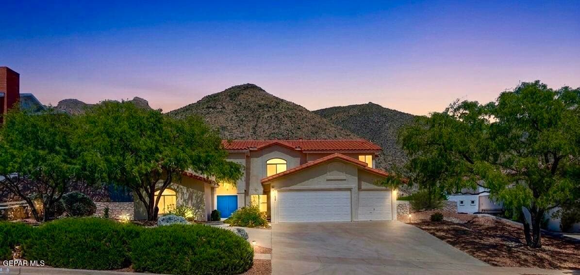Photo of 1092 THUNDERBIRD Drive