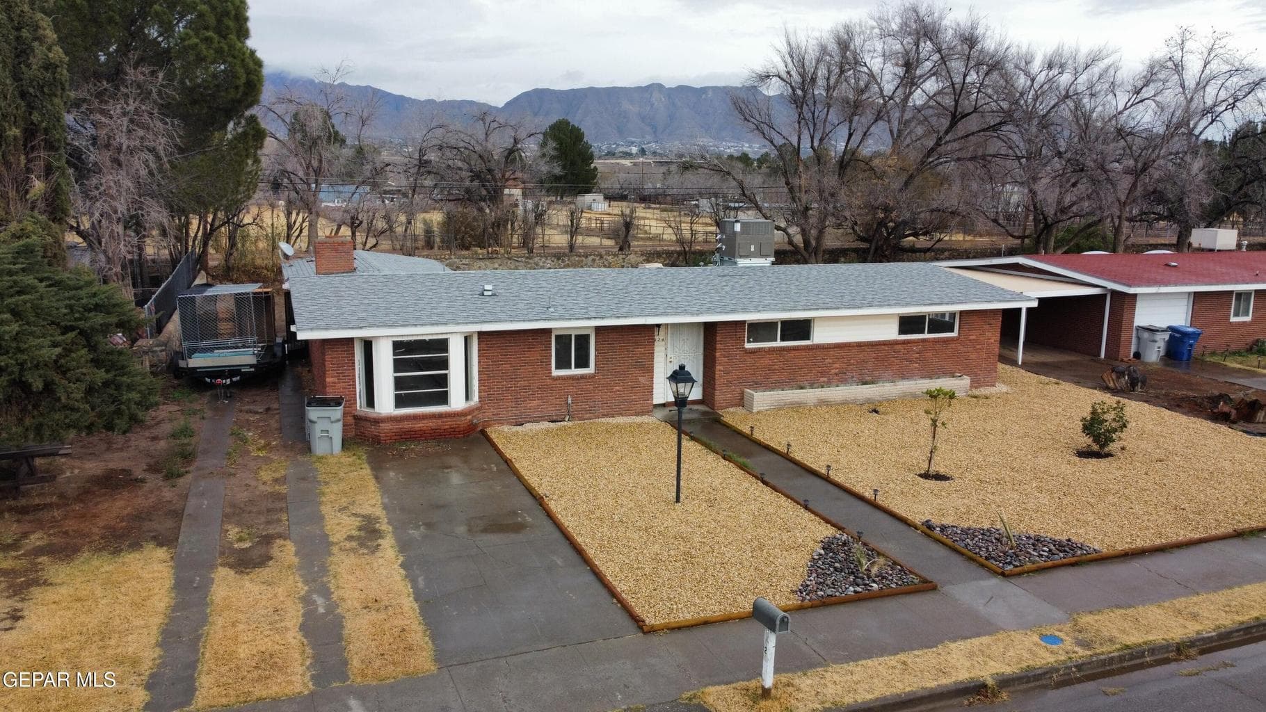 4424 THRUSH Way