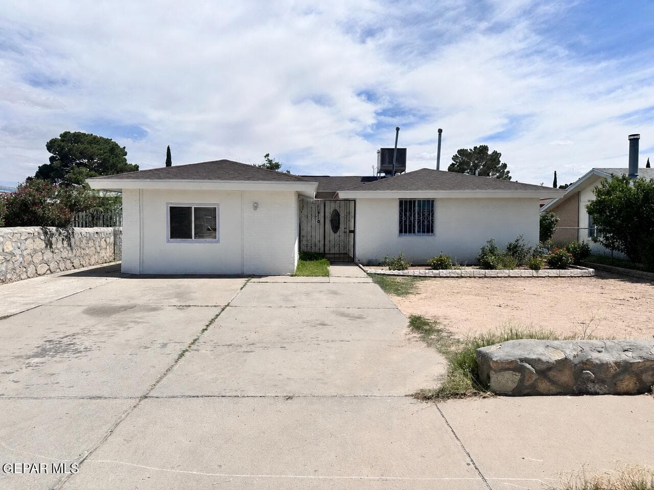 11710 DICK MAYERS Drive