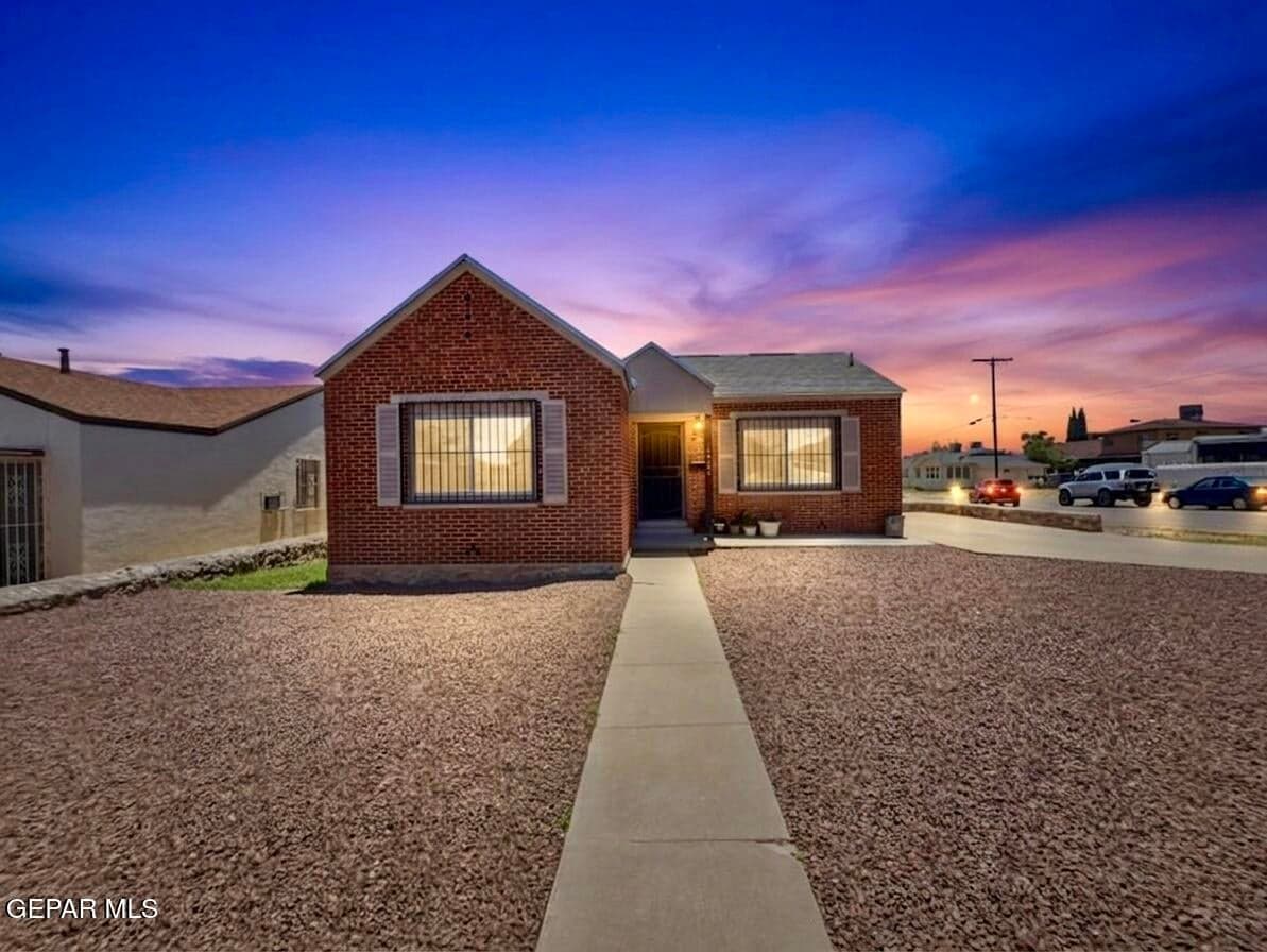 3700 MCKINLEY Avenue
