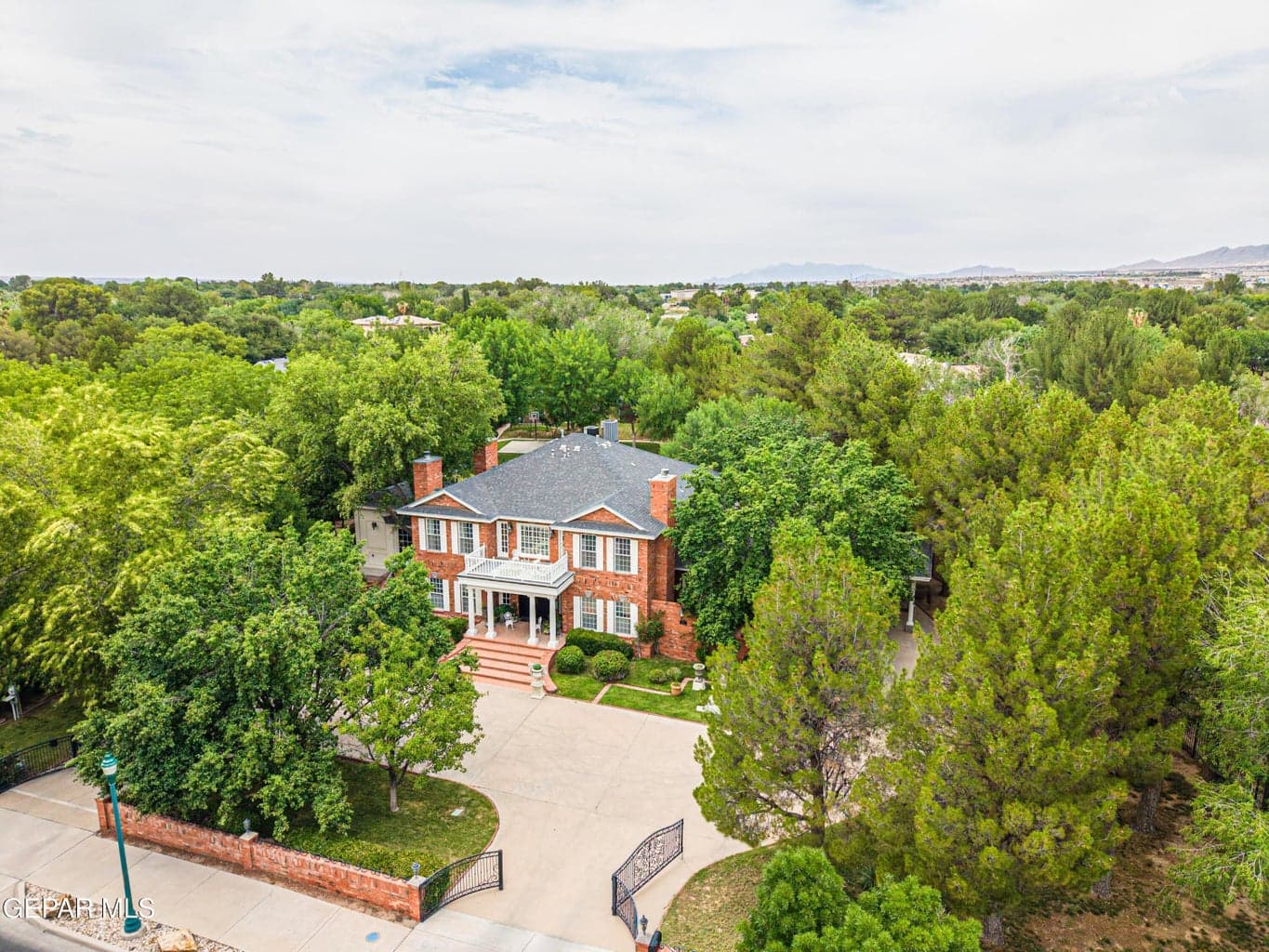 501 COUNTRY CLUB Road